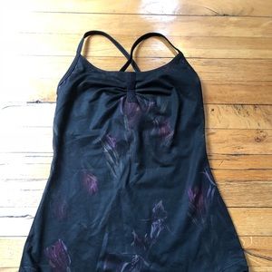 Lululemon work out top